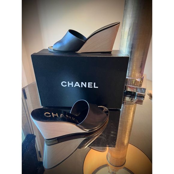 Chanel Open Toe Wedge Mule Size 40/9.5 - Picture 1 of 9